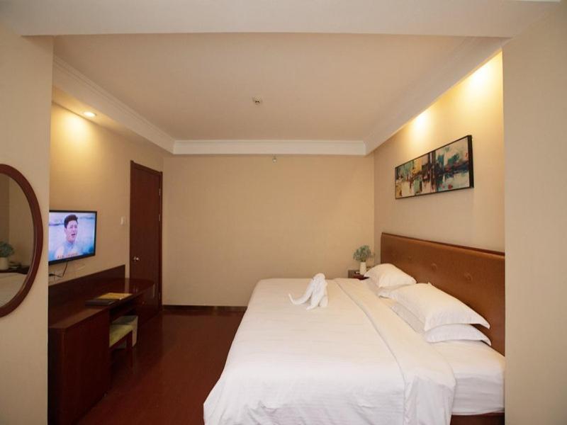 Greentree Inn Hainan Haikou East Train Station East Fengxiang Road Business Hotel Buitenkant foto