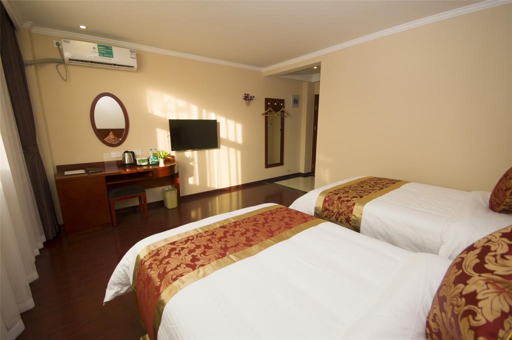 Greentree Inn Hainan Haikou East Train Station East Fengxiang Road Business Hotel Buitenkant foto